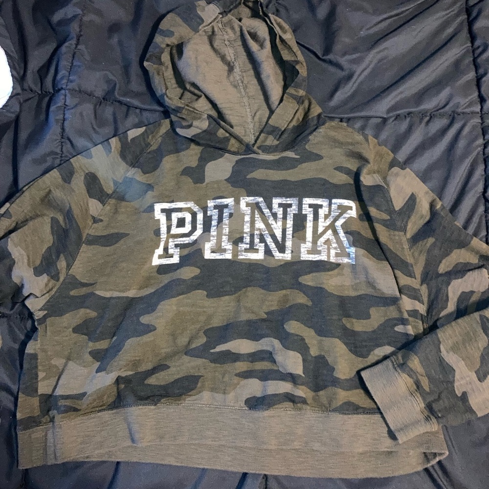 crop hoodie